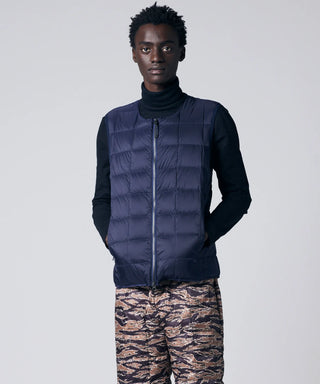 ネイビー/モデル身長 184cm/着用サイズ L