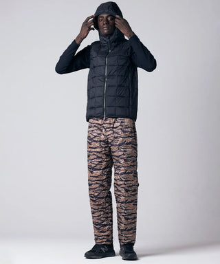 ブラック/モデル身長 184cm/着用サイズ L