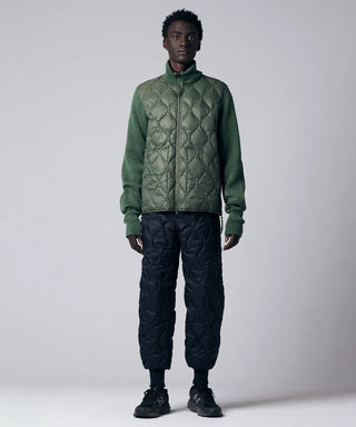 オリーブ/モデル身長 184cm/着用サイズ L