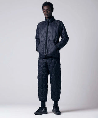 ブラック/モデル身長 184cm/着用サイズ L