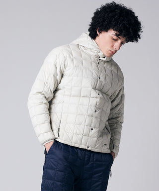 アイスグレー/モデル身長 180cm/着用サイズ L