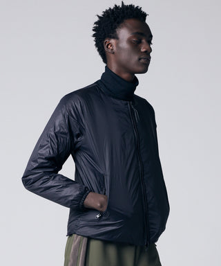 パープル×ブラック(裏側)/モデル身長 184cm/着用サイズ L