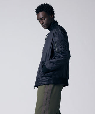 パープル×ブラック/モデル身長 184cm/着用サイズ L