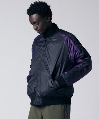 ブラック/オフホワイト×ブラック/D.パープル/モデル身長 184cm/着用サイズ L