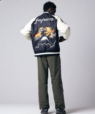 ブラック/オフホワイト×ブラック/D.パープル/モデル身長 184cm/着用サイズ L