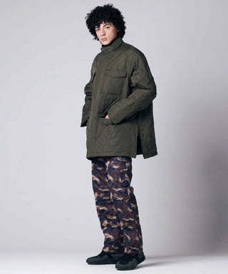 ダークオリーブ/モデル身長 180cm/着用サイズ L