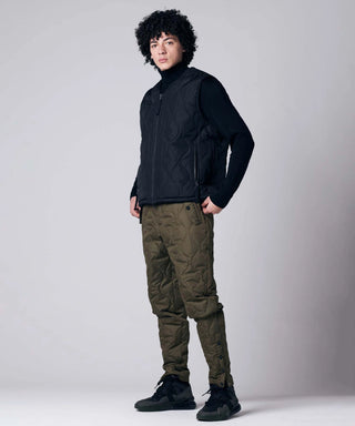 ブラック×ブラック/モデル身長 180cm/着用サイズ L