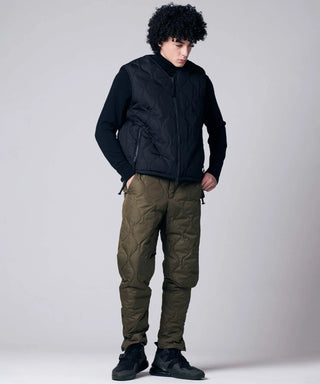 ブラック×ブラック/モデル身長 180cm/着用サイズ L