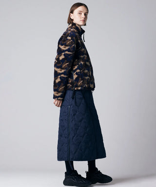 ブラック×プリントカモ(ボア面)/モデル身長 171cm/着用サイズ XS