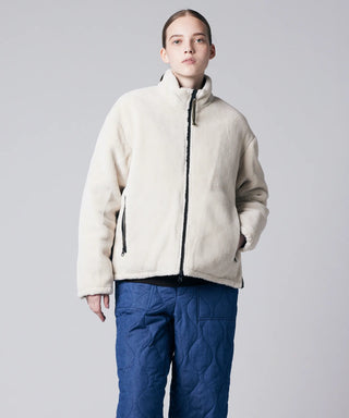 ダークオリーブ×クリーム(ボア面)/モデル身長 170cm/着用サイズ XS