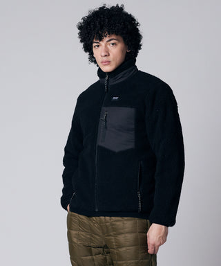 ダークネイビー×ベージュ/モデル身長 180cm/着用サイズ L