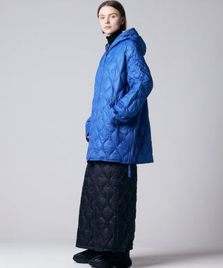 コバルト/モデル身長 171cm/着用サイズ M