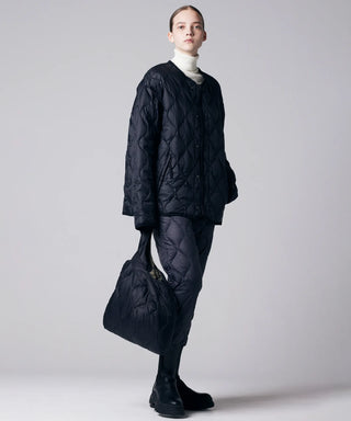 ブラック/モデル身長 170cm/着用サイズ M