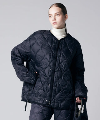 ブラック/モデル身長 170cm/着用サイズ M