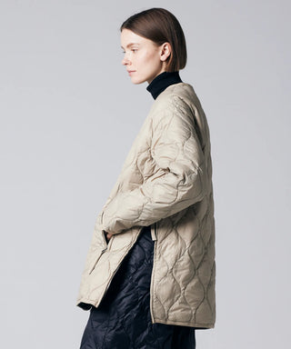 グレーベージュ/モデル身長 171cm/着用サイズ M