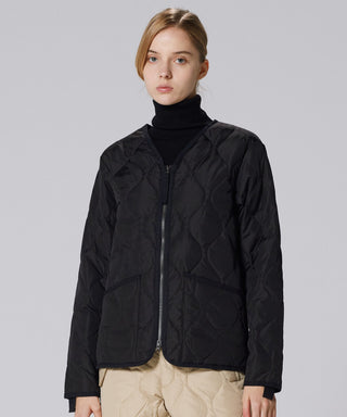 ブラック/モデル身長 170cm/着用サイズ M