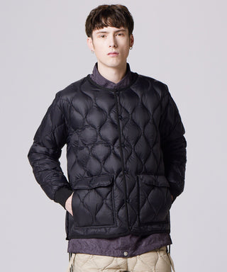 ブラック/モデル身長 178cm/着用サイズ L