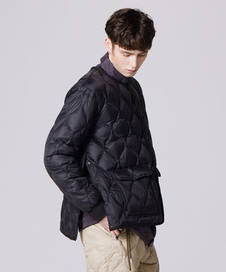 ブラック/モデル身長 178cm/着用サイズ L