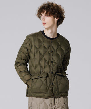 ダークオリーブ/モデル身長 183cm/着用サイズ L