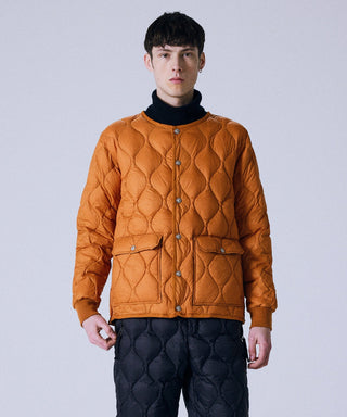 ダークオレンジ/モデル身長 178cm/着用サイズ L