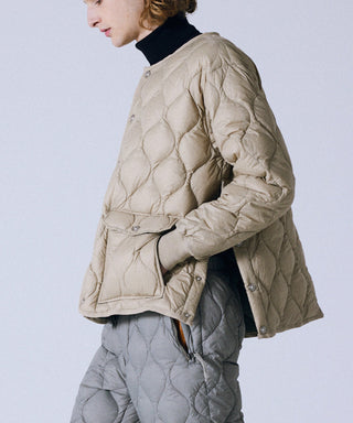 グレーベージュ/モデル身長 180cm/着用サイズ L