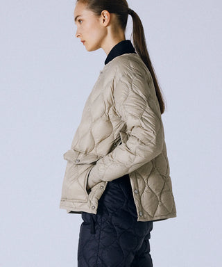 グレーベージュ/モデル身長 166cm/着用サイズ M