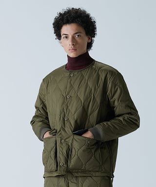 ダークオリーブ/モデル身長 180cm/着用サイズ L