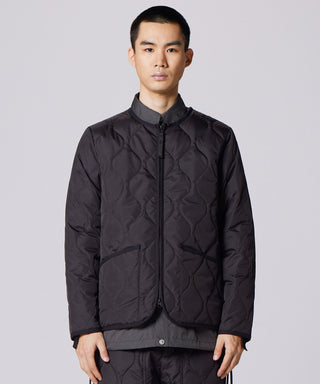 ブラック/モデル身長 180cm/着用サイズ L