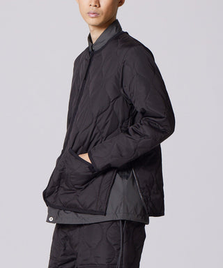 ブラック/モデル身長 180cm/着用サイズ L