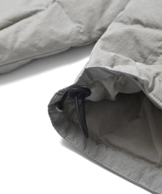 裾はアジャスターを使用