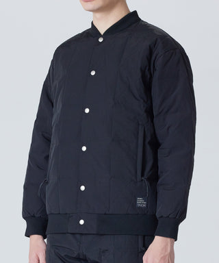 ブラック/モデル身長 180cm/着用サイズ L