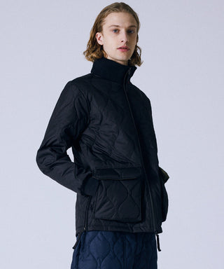 ダークセージグリーン/モデル身長 180cm/着用サイズ L