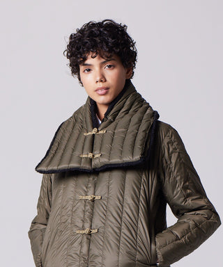 ダークオリーブ(ダウン面)