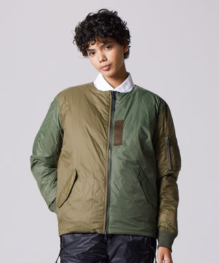 クレイジーオリーブ×ブラック(表側)/モデル身長 172cm/着用サイズ XS