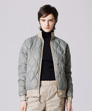 グレーベージュ(グレー)(裏側)/モデル身長 169cm/着用サイズ XS