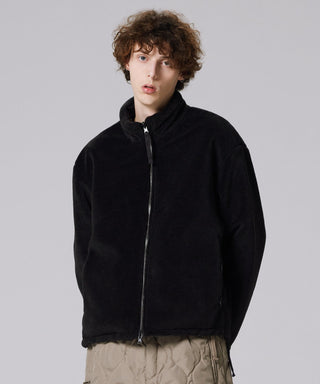 ブラック×ブラック(ボア面)/モデル身長 183cm/着用サイズ L