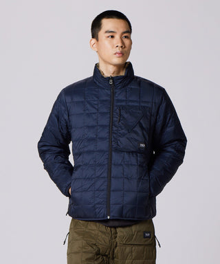 ダークネイビー×ダークベージュ(ダウン面)/モデル身長 180cm/着用サイズ L