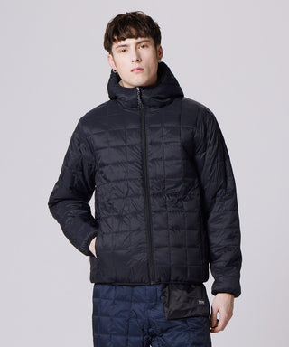 ブラック×ベージュ(ダウン面)/モデル身長 178cm/着用サイズ L