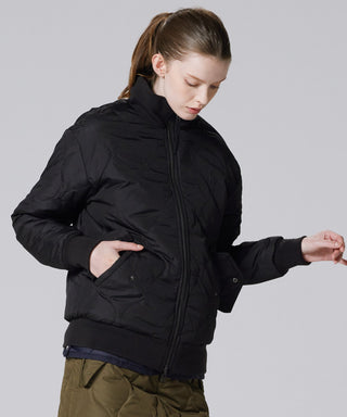 ブラック×ブラック(ダウン面)/モデル身長 170cm/着用サイズ XS