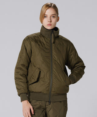 ダークオリーブ×クリーム(ダウン面)/モデル身長 170cm/着用サイズ XS