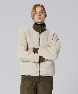 ダークオリーブ×クリーム(ボア面)/モデル身長 170cm/着用サイズ XS