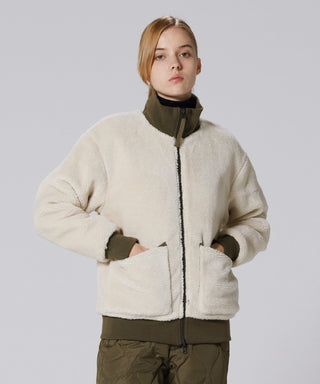 ダークオリーブ×クリーム(ボア面)/モデル身長 170cm/着用サイズ XS