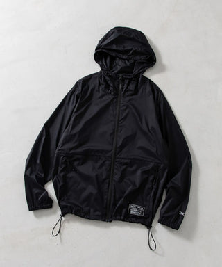 ベーシックスポーツ 軽量ストレッチナイロンパーカー <TAION-106WZPPBS>