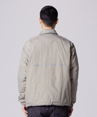 グレー（表側バックスタイル）／モデル身長 180cm／着用サイズ L