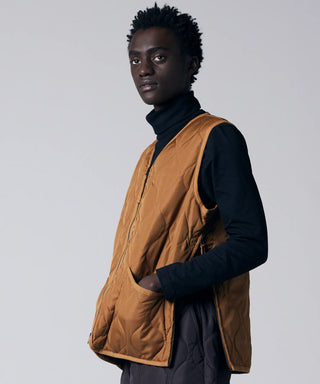 ミリタリー Vネックジップ ダウンベスト – TAIONインナーダウン公式 ミリタリー Vネックジップ ダウンベスト – TAIONインナーダウン公式