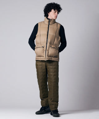 ベージュ／モデル身長 180cm／着用サイズ L