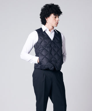ブラック／モデル身長 180cm／着用サイズ L