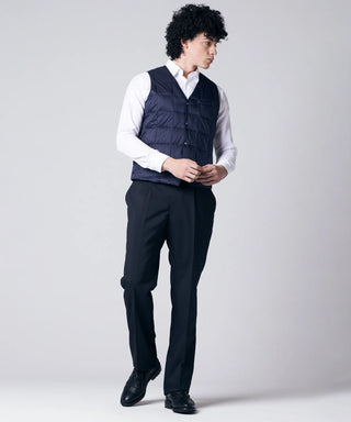 ネイビー／モデル身長 180cm／着用サイズ L