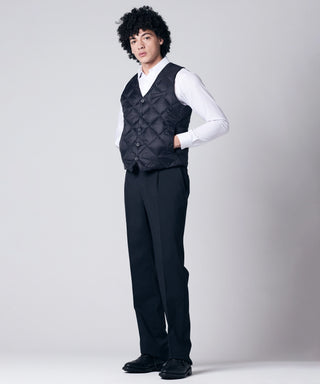 ブラック／モデル身長 180cm／着用サイズ L