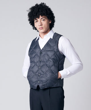 チャコール／モデル身長 180cm／着用サイズ L